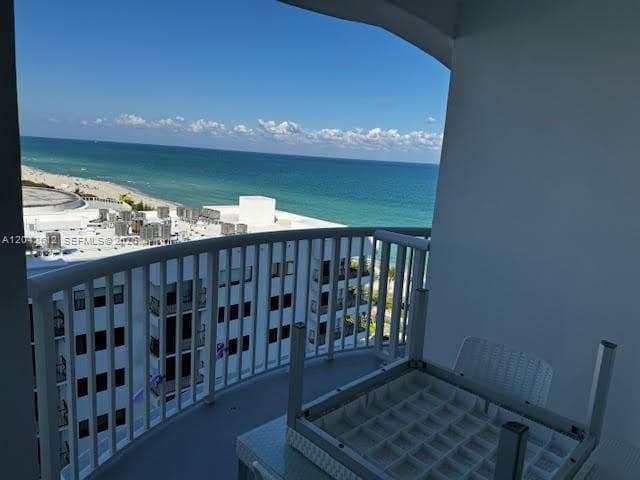 THE CARRIAGE HOUSE CONDO · #909 in Miami Beach - Photo 26
