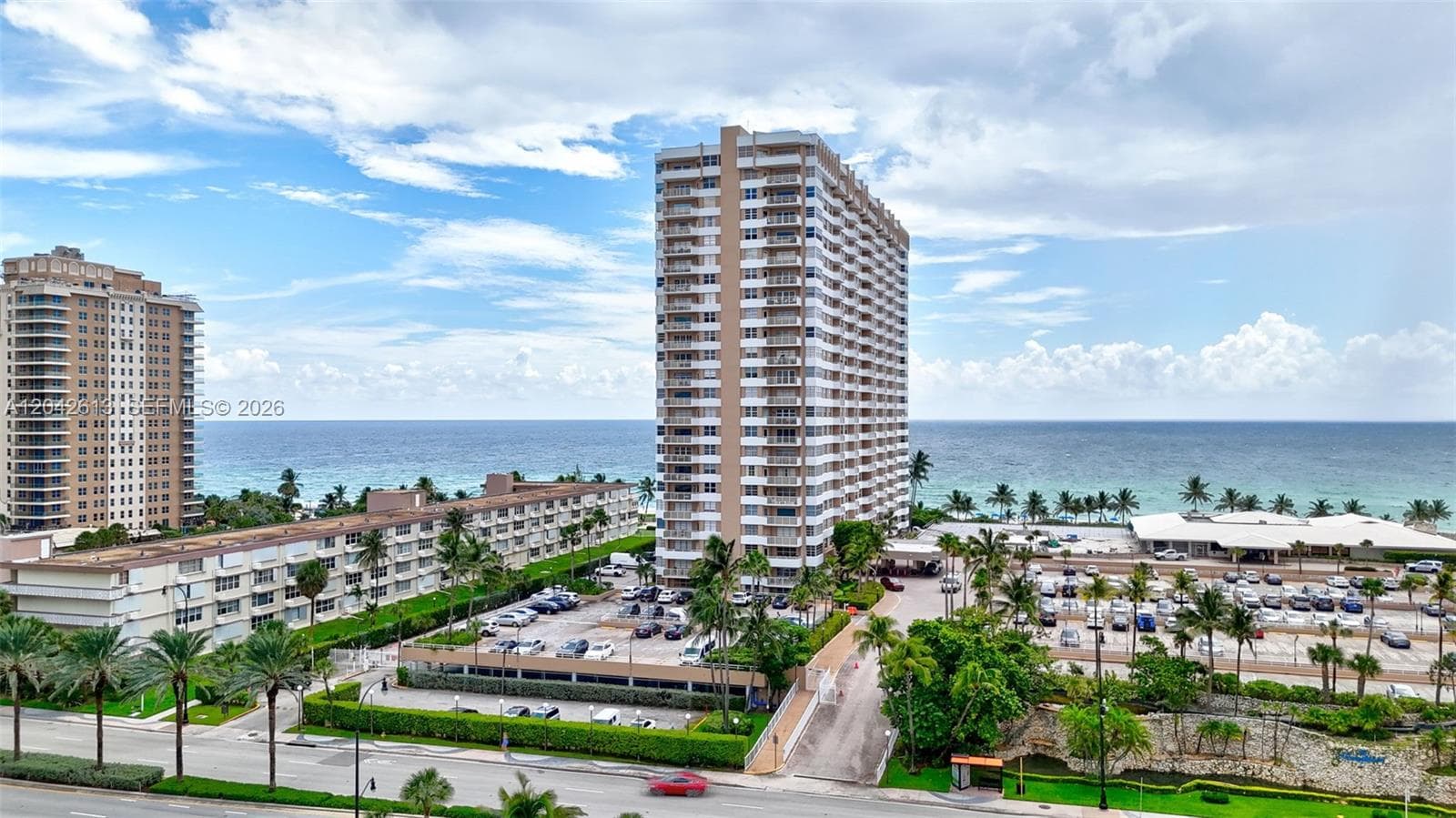 HEMISPHERES CONDO · #6B in Hallandale Beach - Photo 2