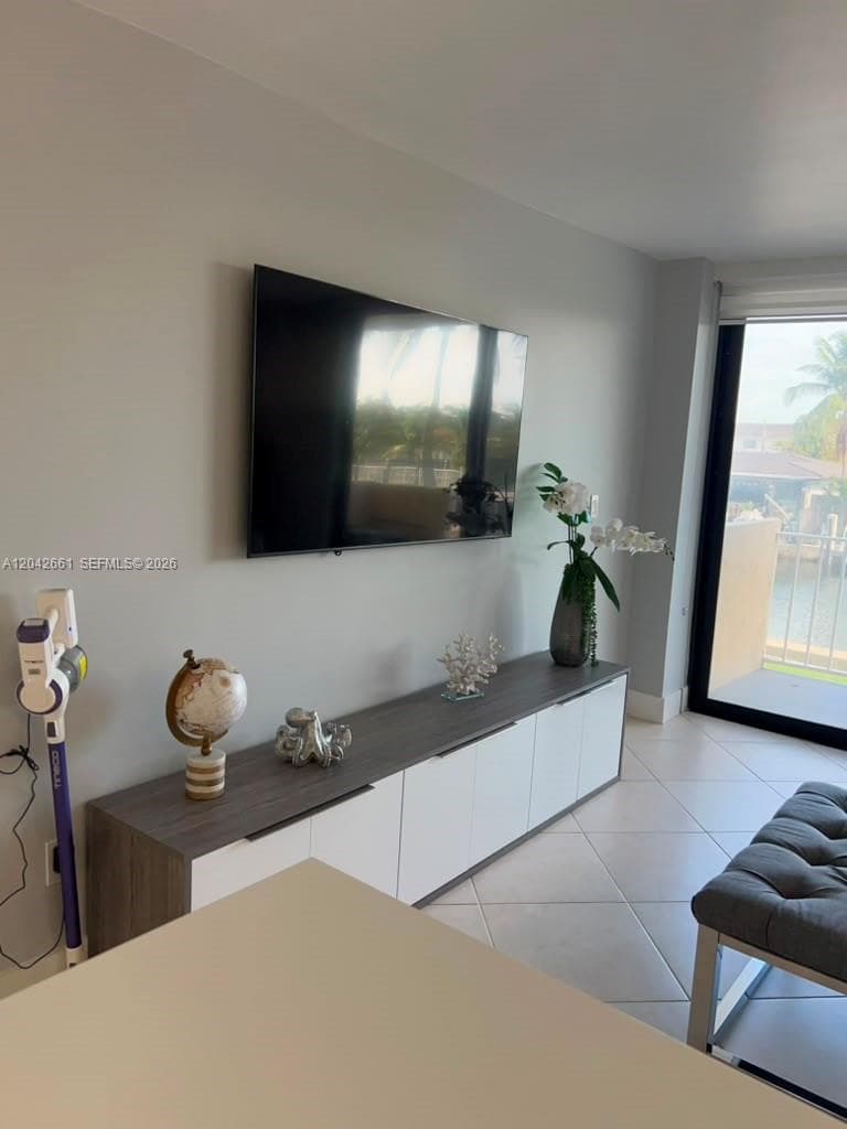 VECINO DEL MAR CONDO · #209 in North Miami - Photo 10