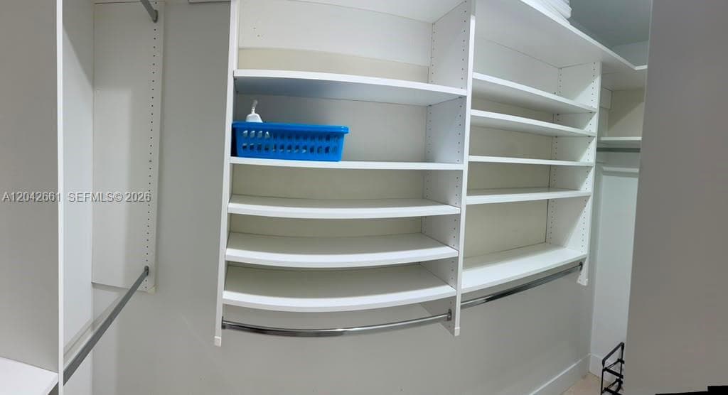 VECINO DEL MAR CONDO · #209 in North Miami - Photo 22