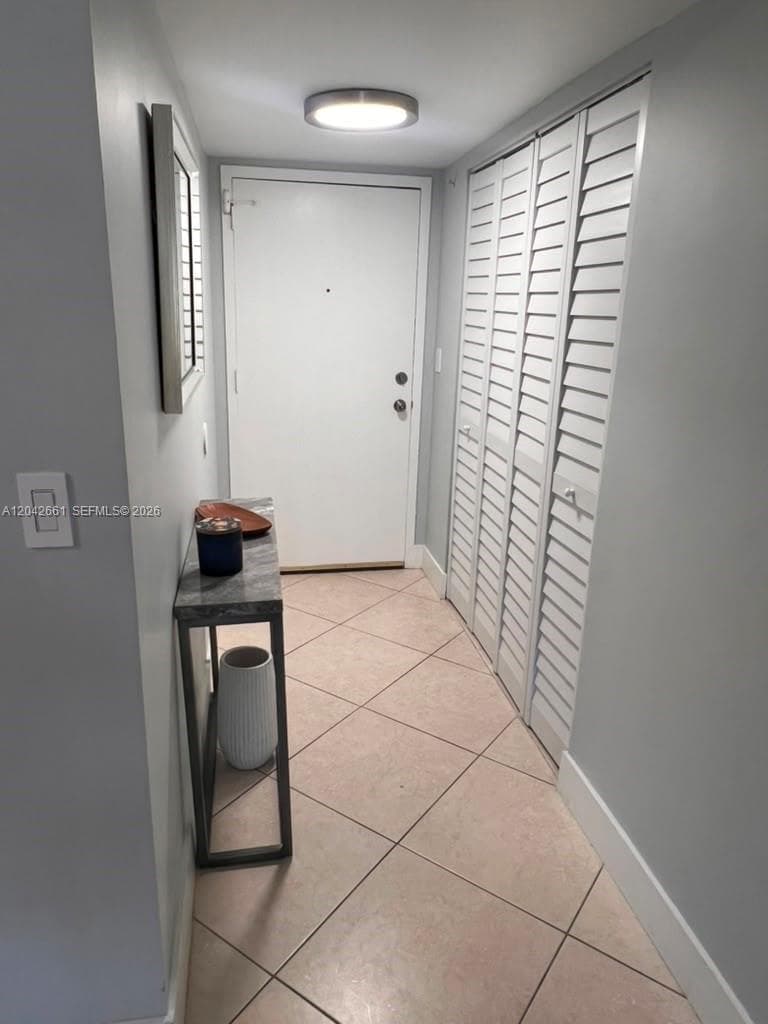 VECINO DEL MAR CONDO · #209 in North Miami - Photo 26