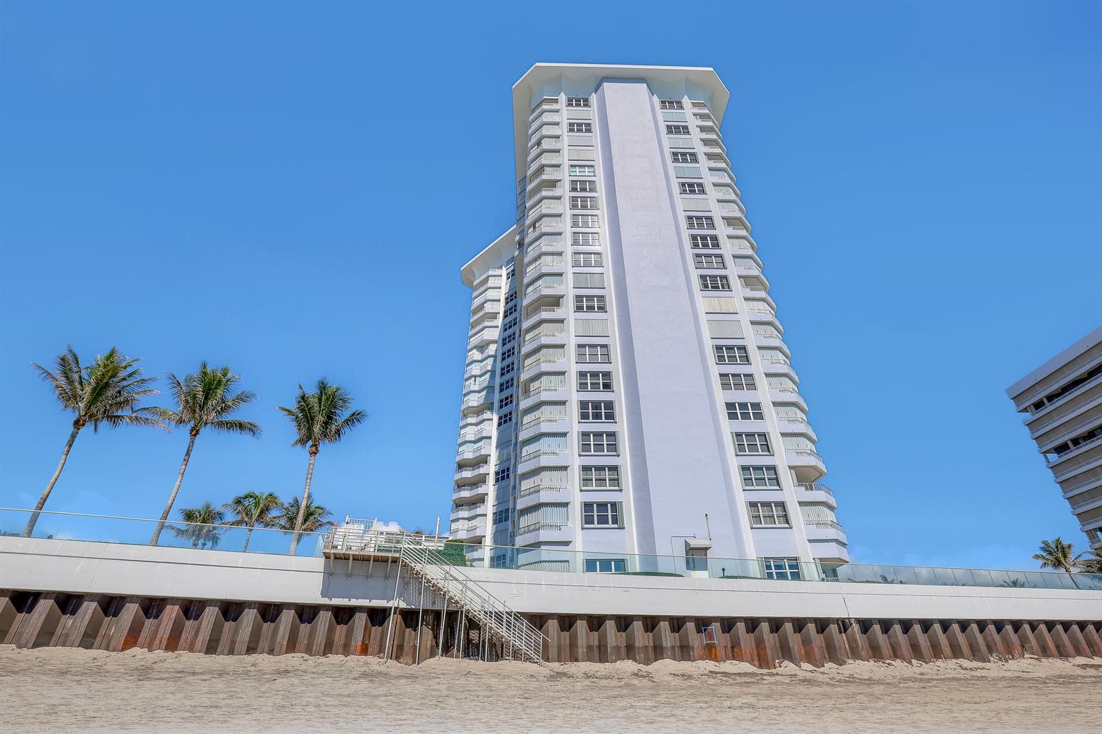 5200 N Ocean (18)e