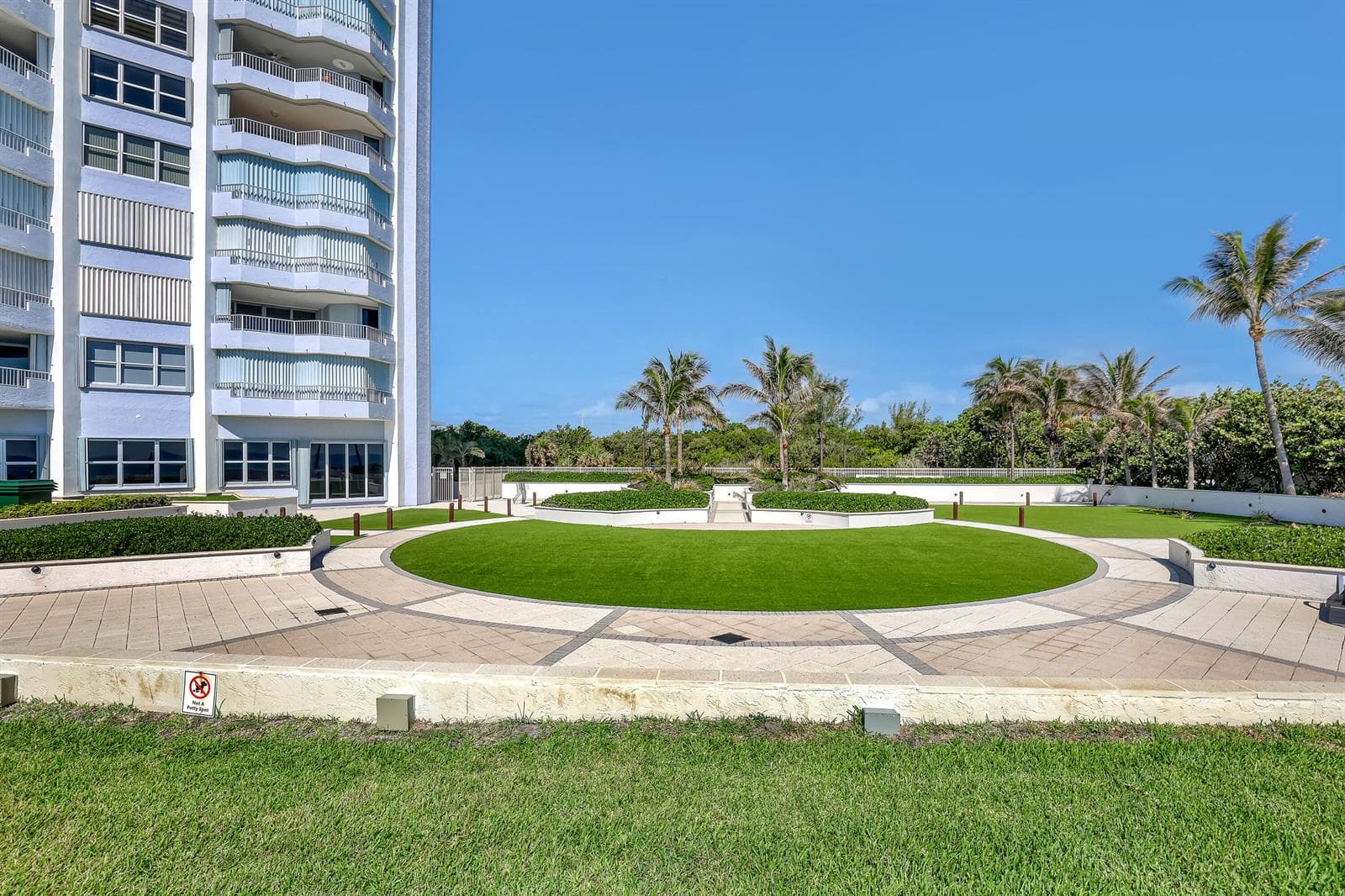 5200 N Ocean (20)