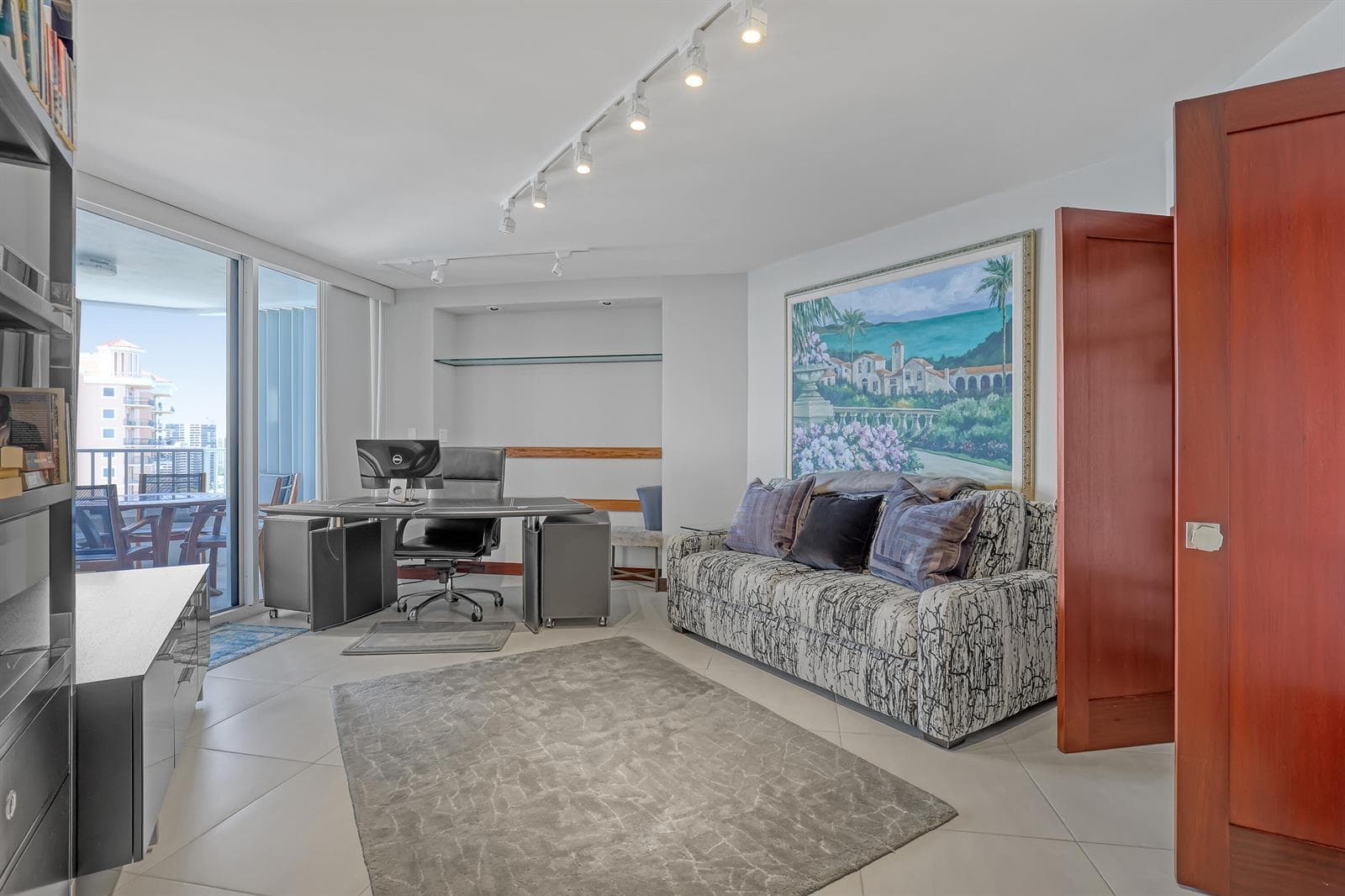 Office/bedroom