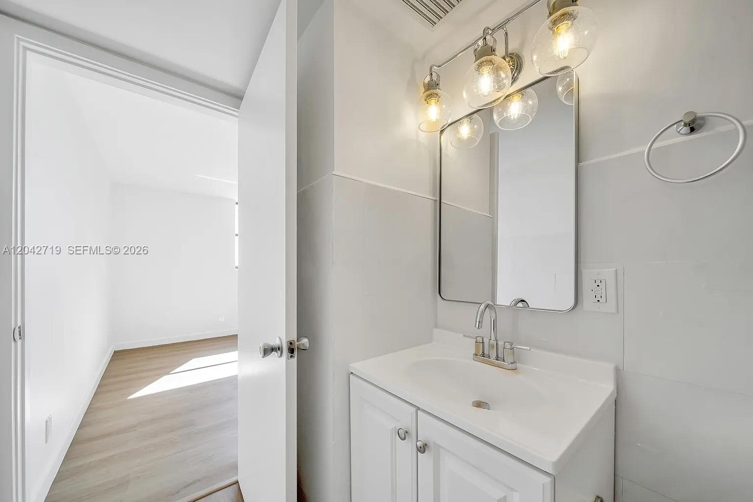 RIOPLAZA CONDOMINIUM NORT · #502 in Miami - Photo 15