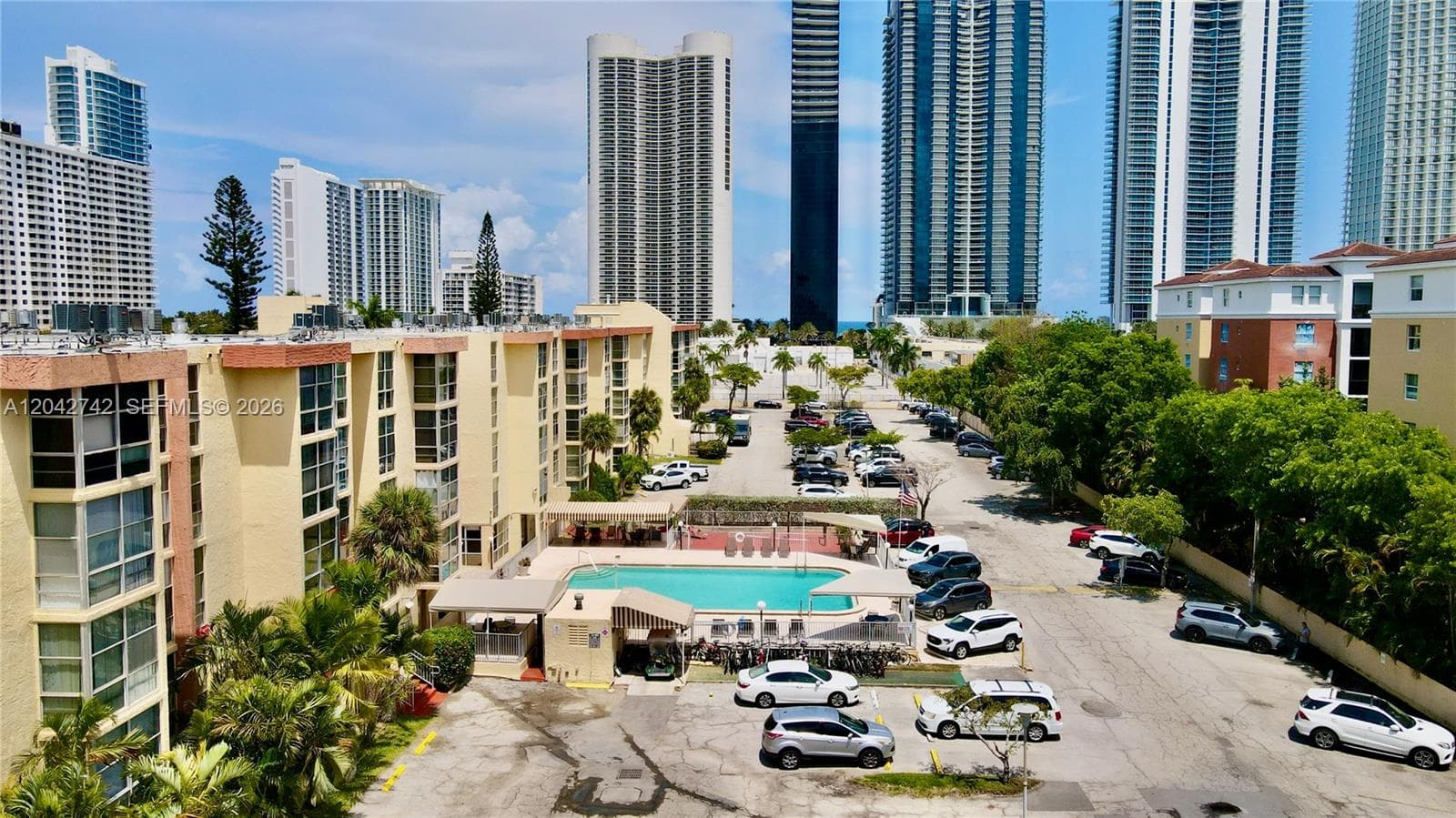 AVILA SOUTH CONDO · #114 in Sunny Isles Beach - Photo 2