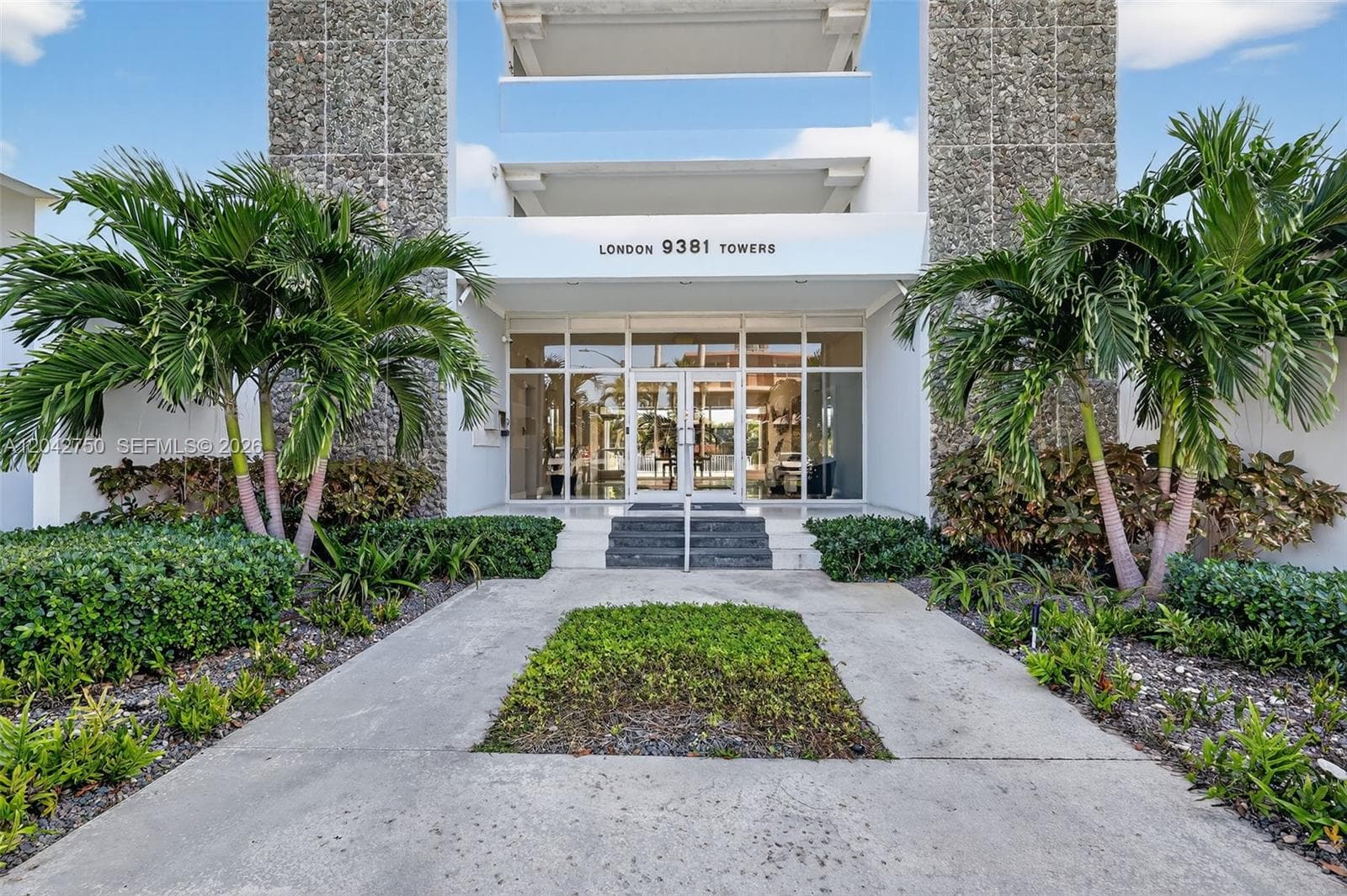 London Towers · #303N in Bay Harbor Islands - Photo 20