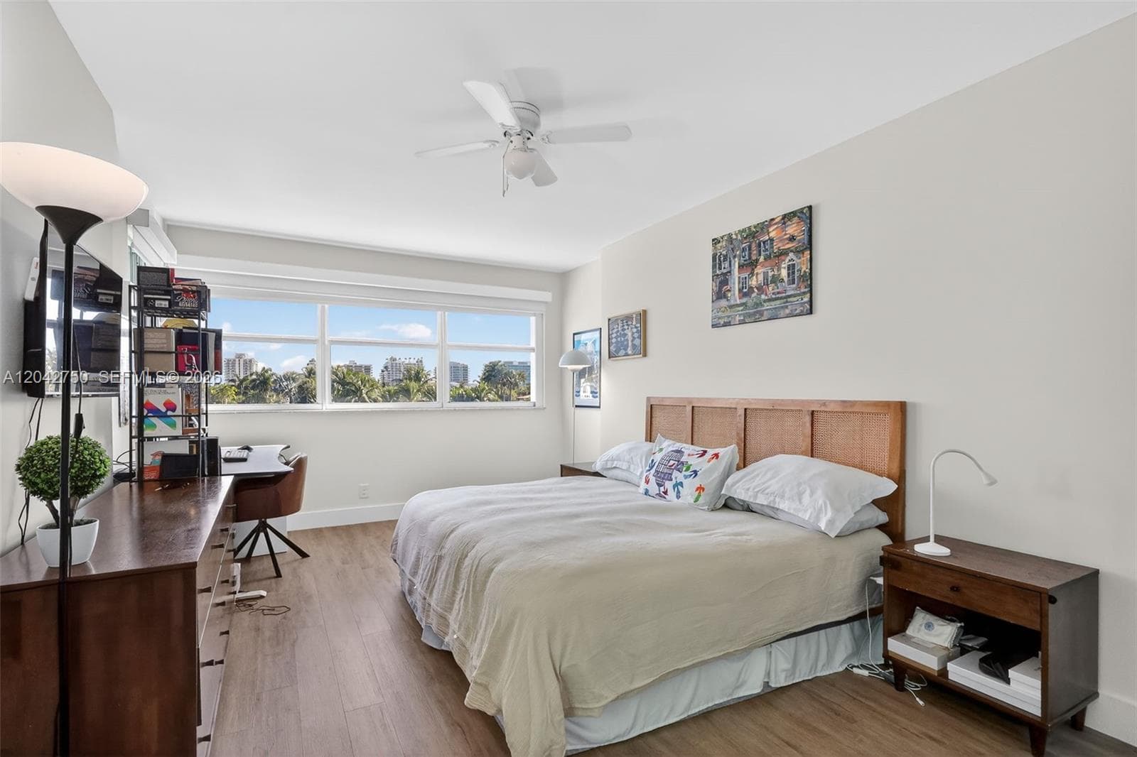 London Towers · #303N in Bay Harbor Islands - Photo 9