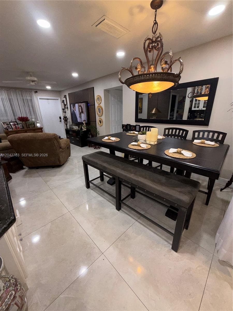 CRYSTAL LAKE CONDO 4100 · #111 in Deerfield Beach - Photo 4