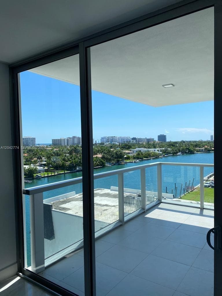 BAY HARBOUR ISLAND · #605 in Bay Harbor Islands - Photo 2
