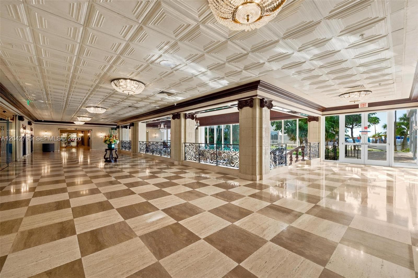PARKER PLAZA · #816 in Hallandale Beach - Photo 18