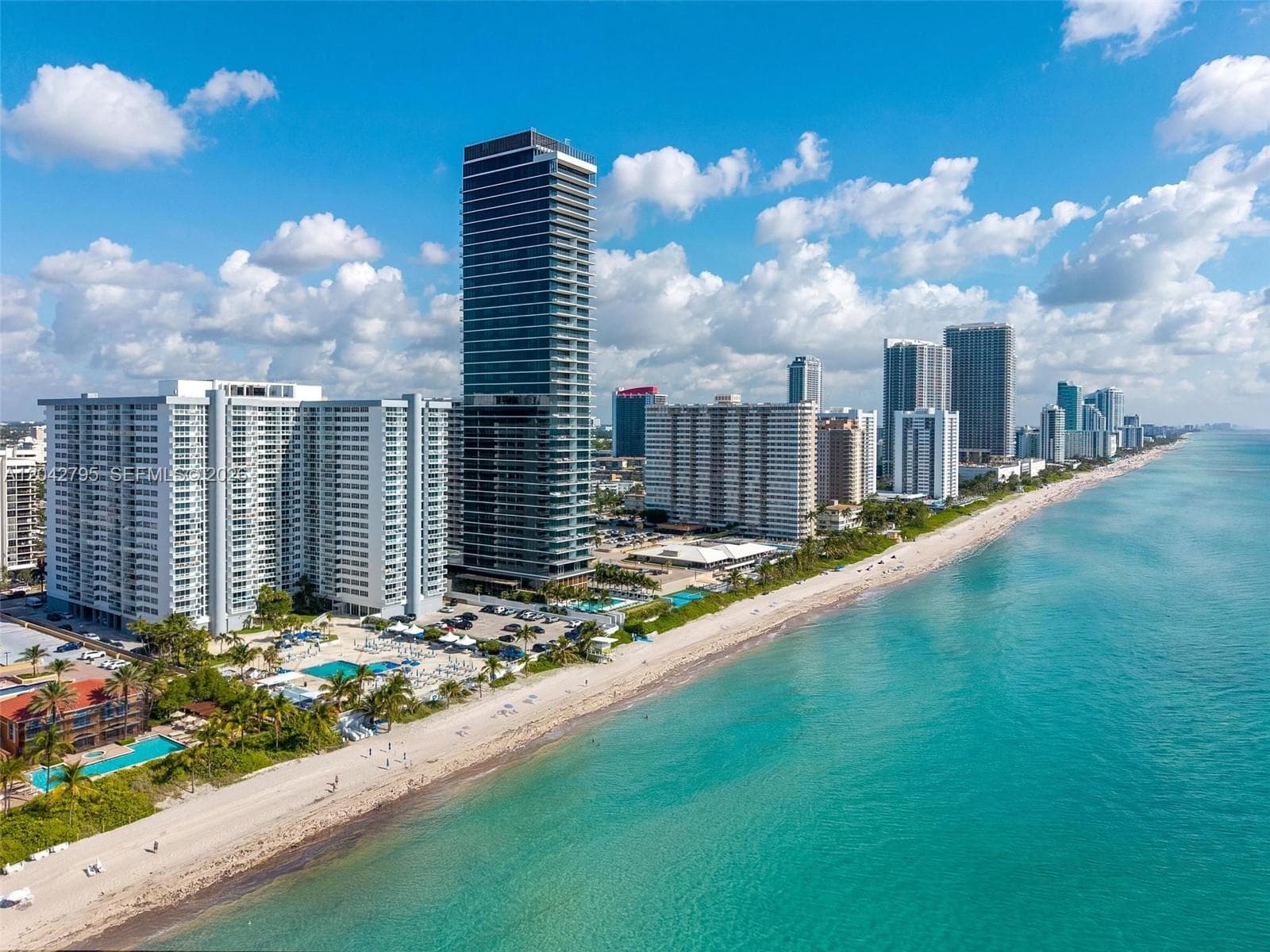PARKER PLAZA · #816 in Hallandale Beach - Photo 15