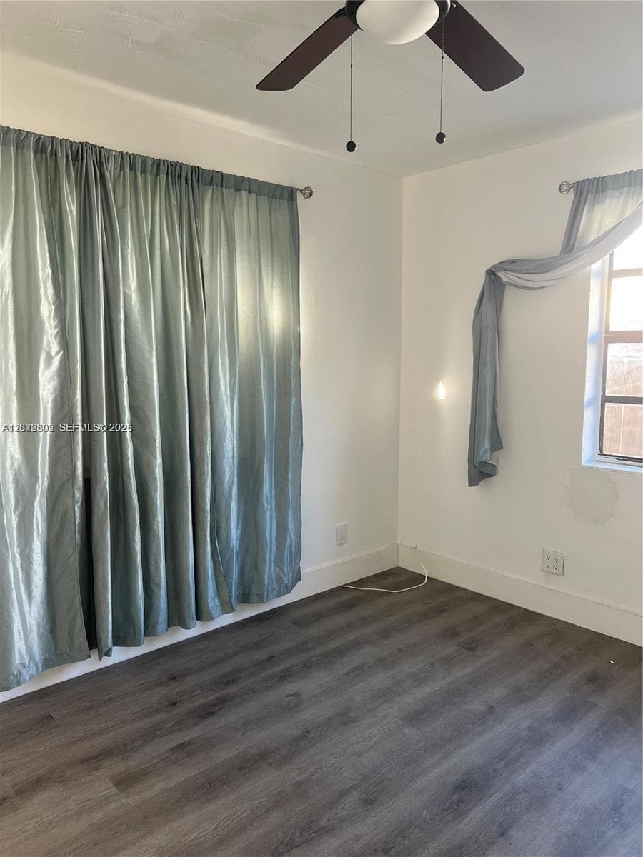 2126 Arthur St #1 photo 10