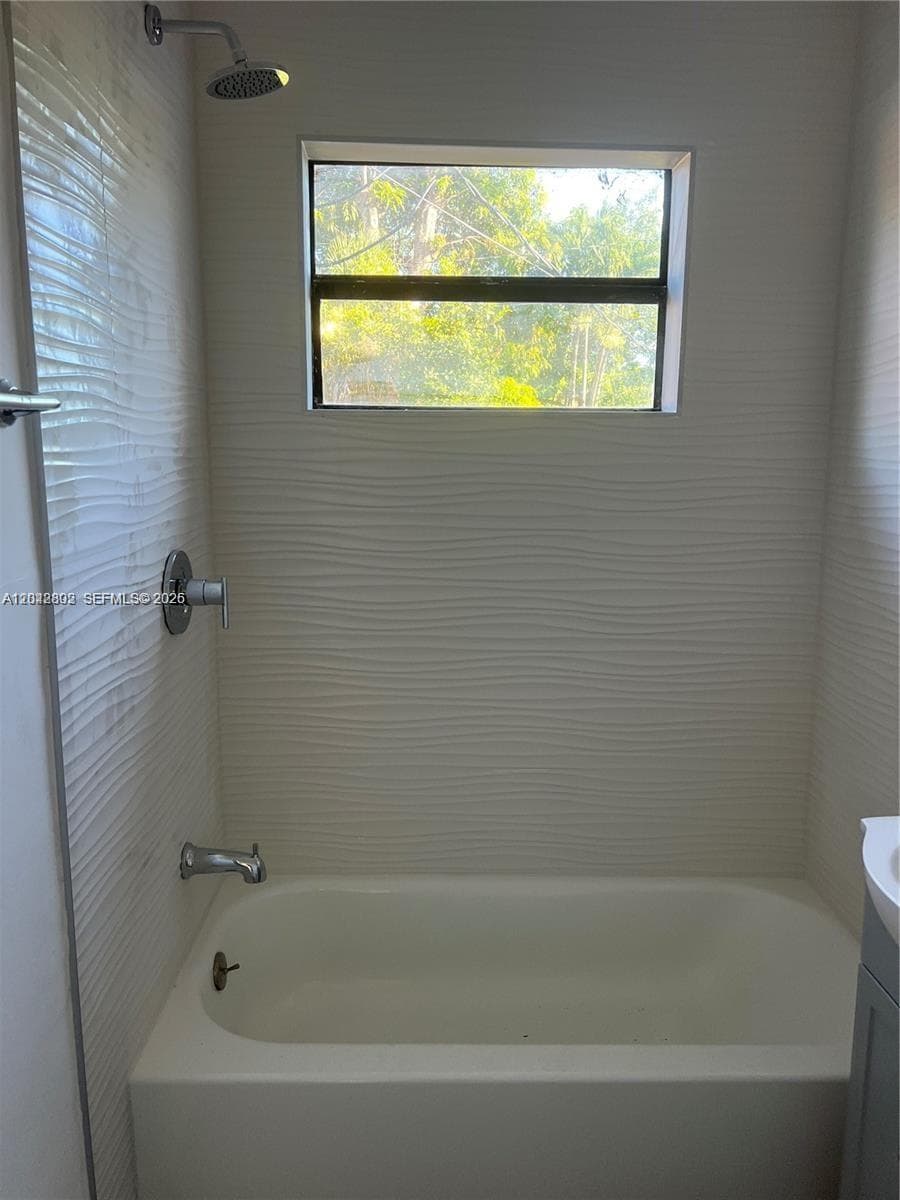 2126 Arthur St #1 photo 8