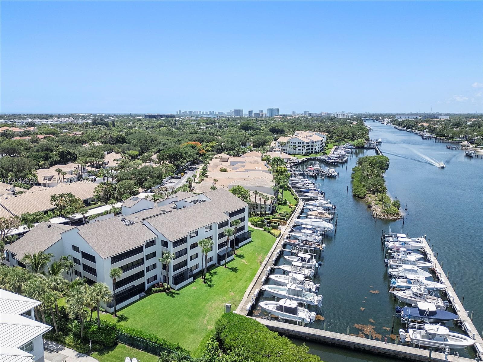 Oak Harbor · #522 in Juno Beach - Photo 39