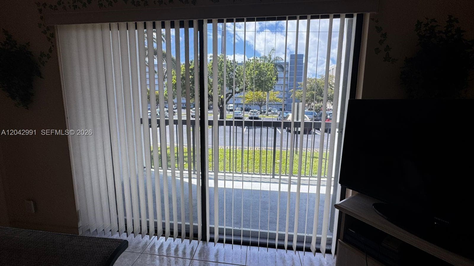 HALLANDALE GARDENS CONDO · #103 in Hallandale Beach - Photo 17