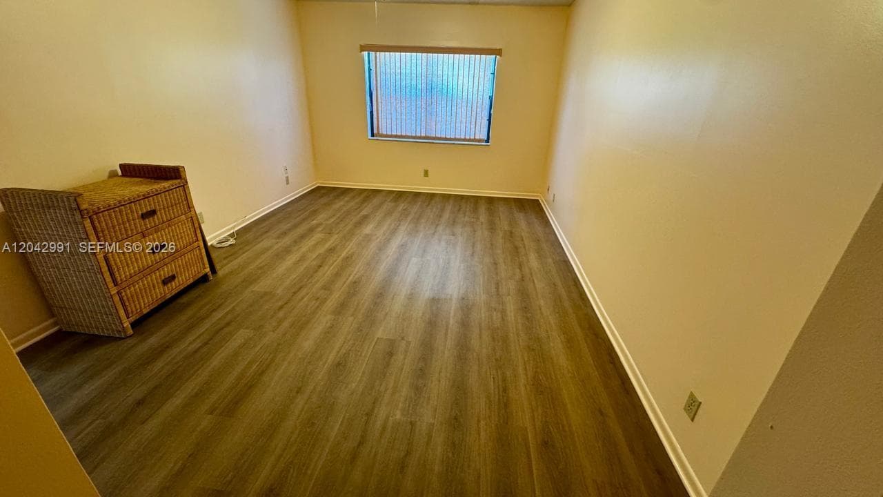 HALLANDALE GARDENS CONDO · #103 in Hallandale Beach - Photo 4