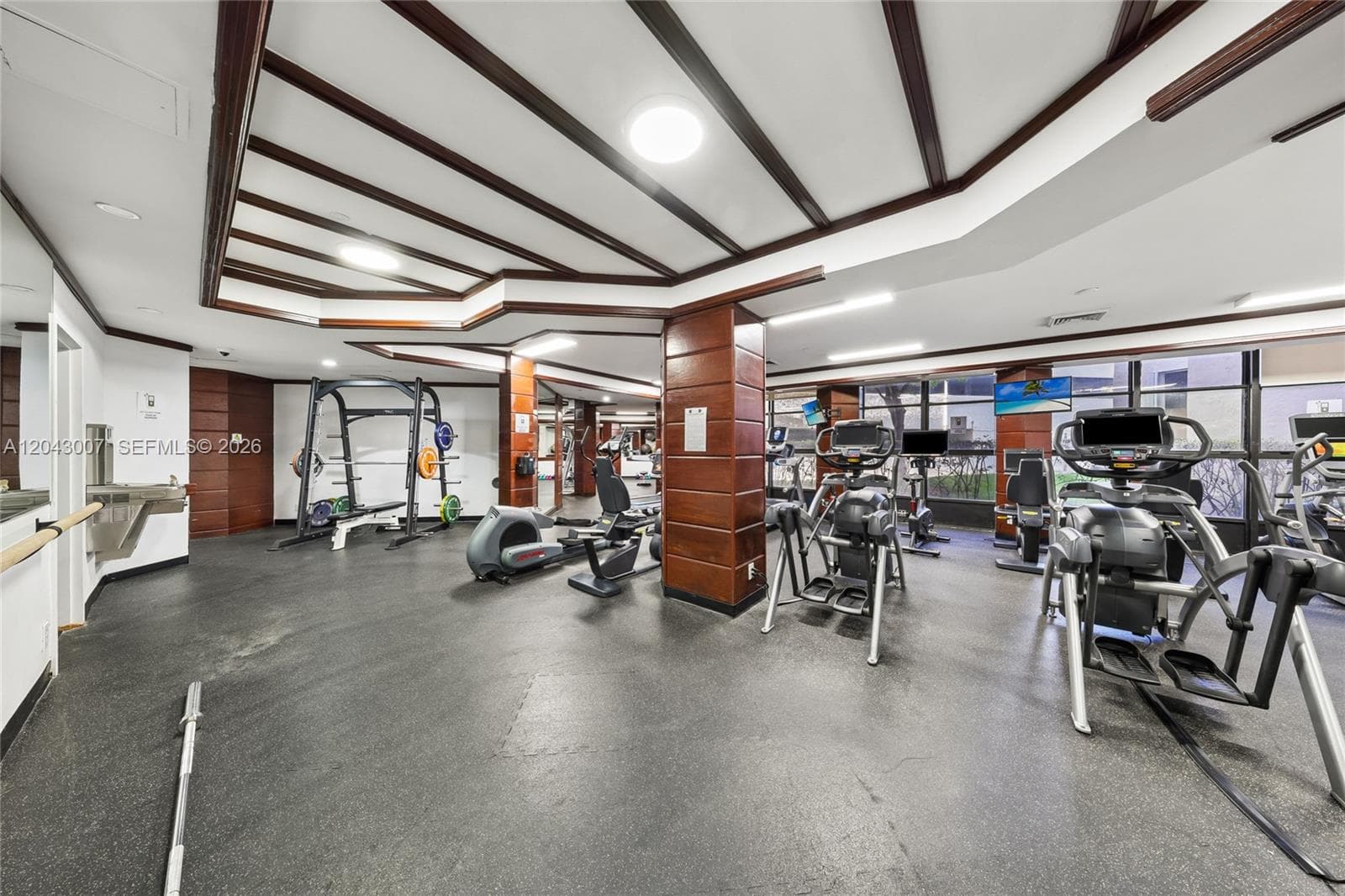 TOWER AT BISCAYNE COVE · #506 in Aventura - Photo 22