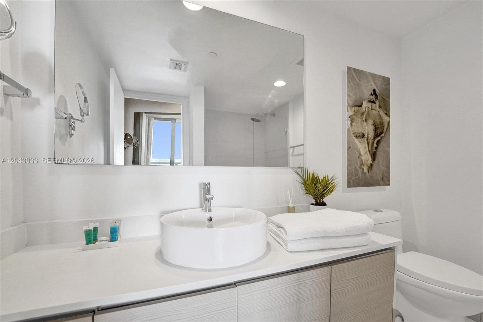 Beachwalk · #R906 in Hallandale Beach - Photo 63