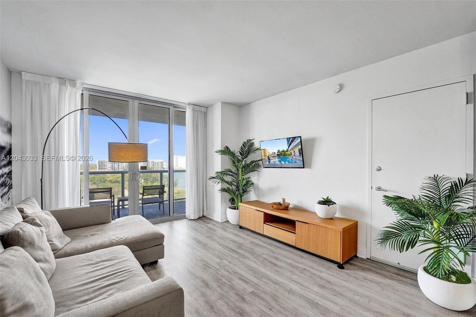 Beachwalk · #R906 in Hallandale Beach - Photo 20
