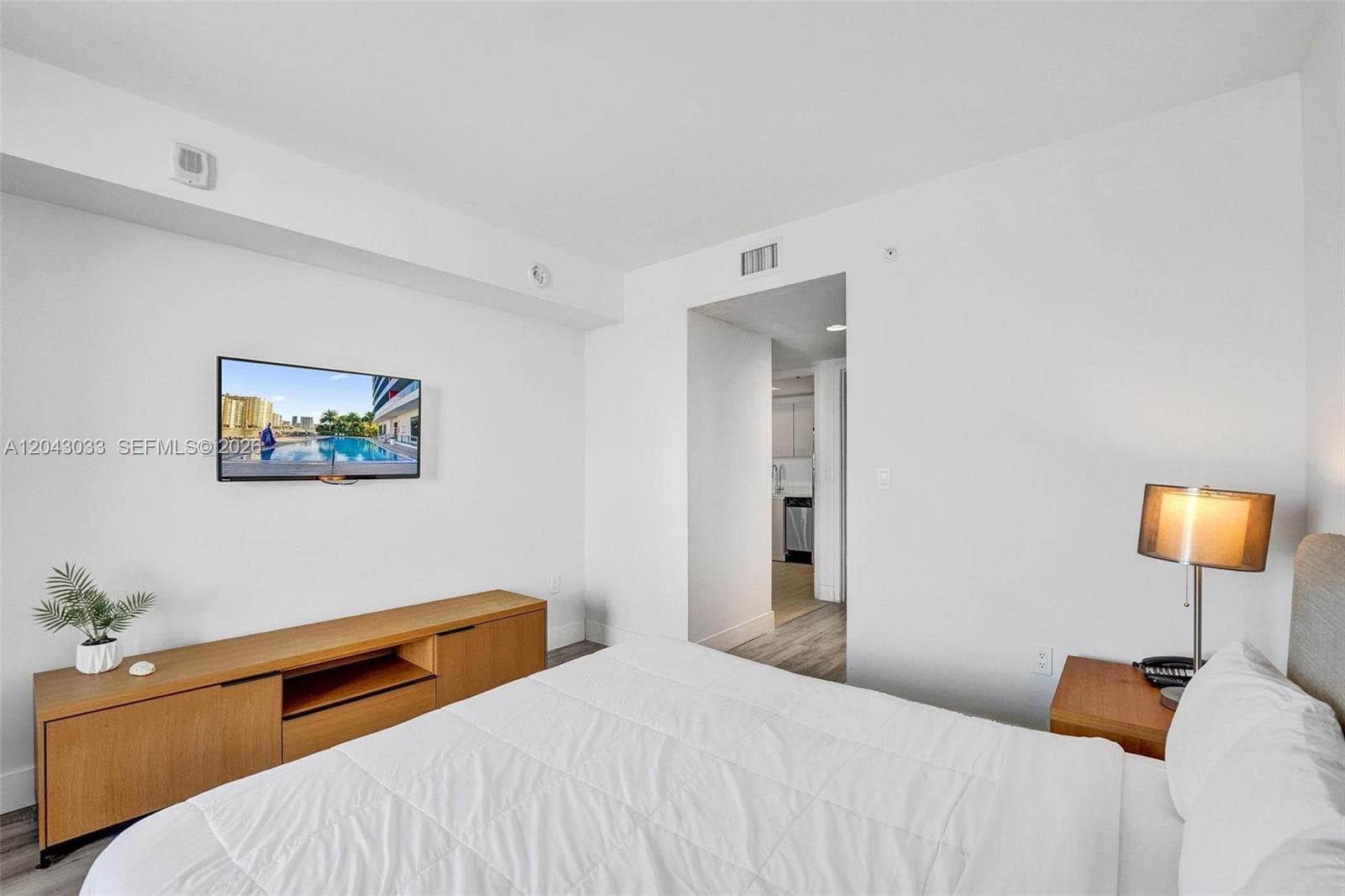Beachwalk · #R906 in Hallandale Beach - Photo 59