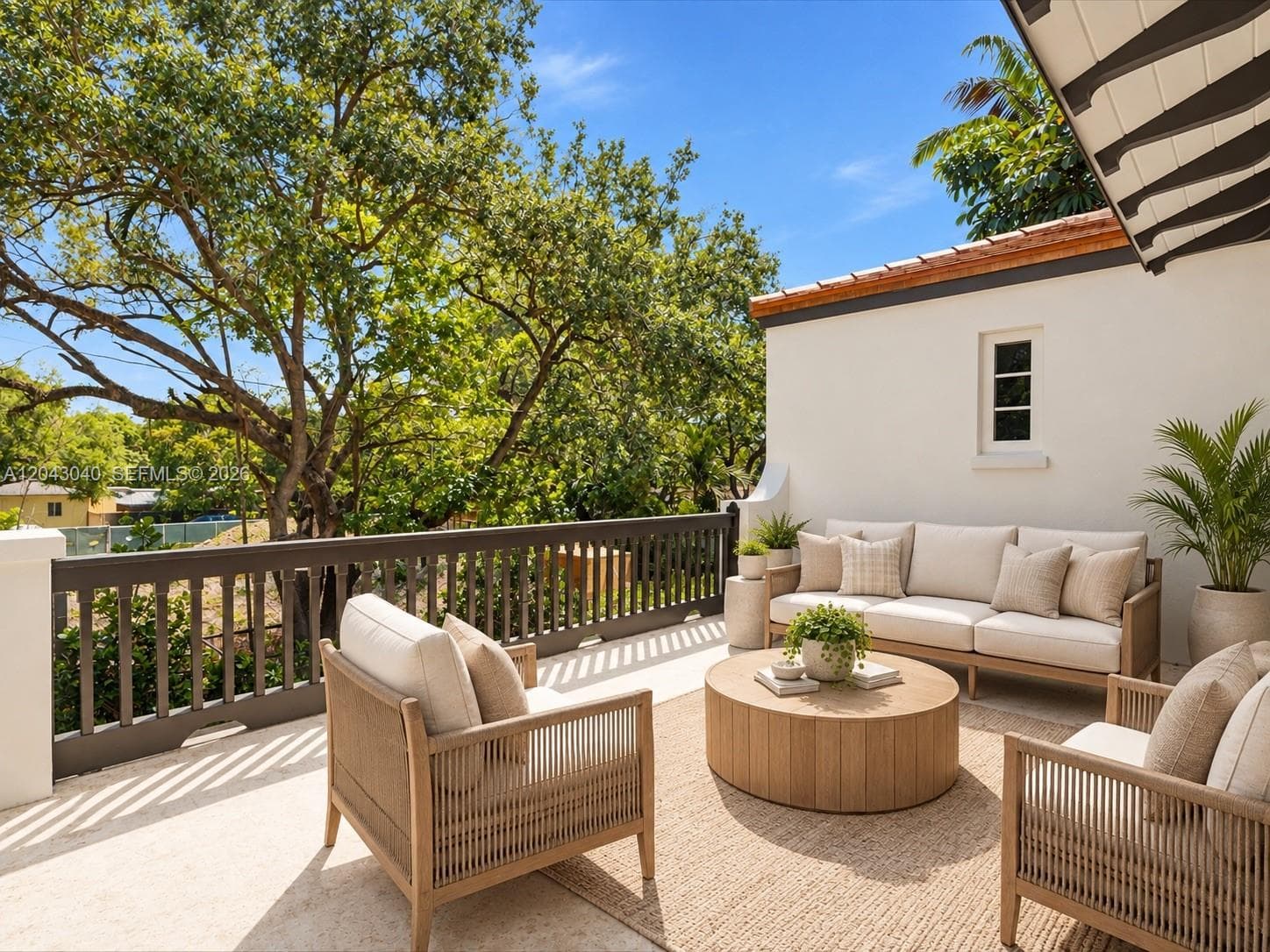 Master Balcony