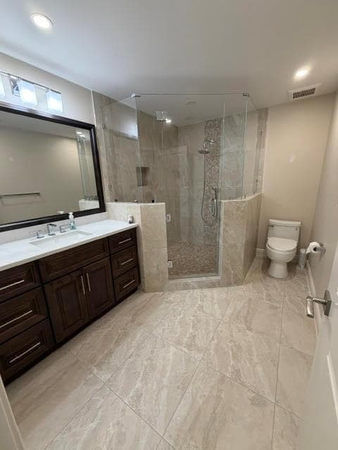 140 Inlet bathroom 2