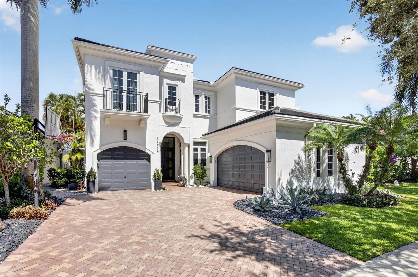 17936 Villa Club Way