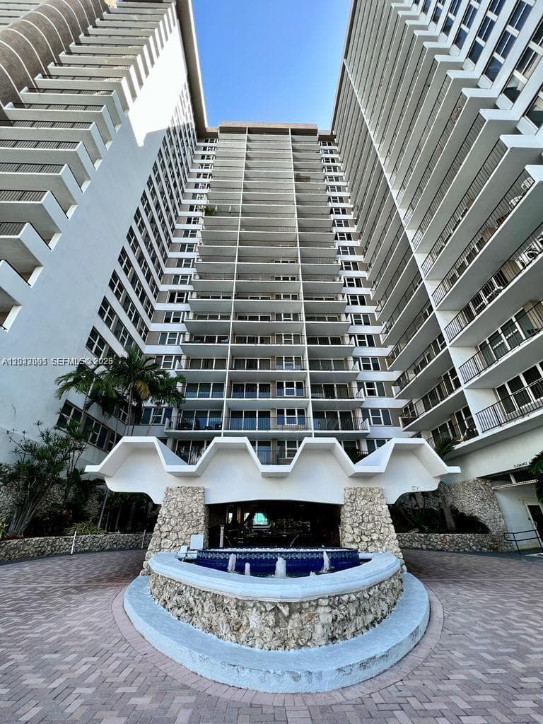 PARKER PLAZA CONDO ESTATE · #211 in Hallandale Beach - Photo 22