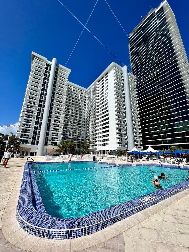 PARKER PLAZA CONDO ESTATE · #211 in Hallandale Beach - Photo 24