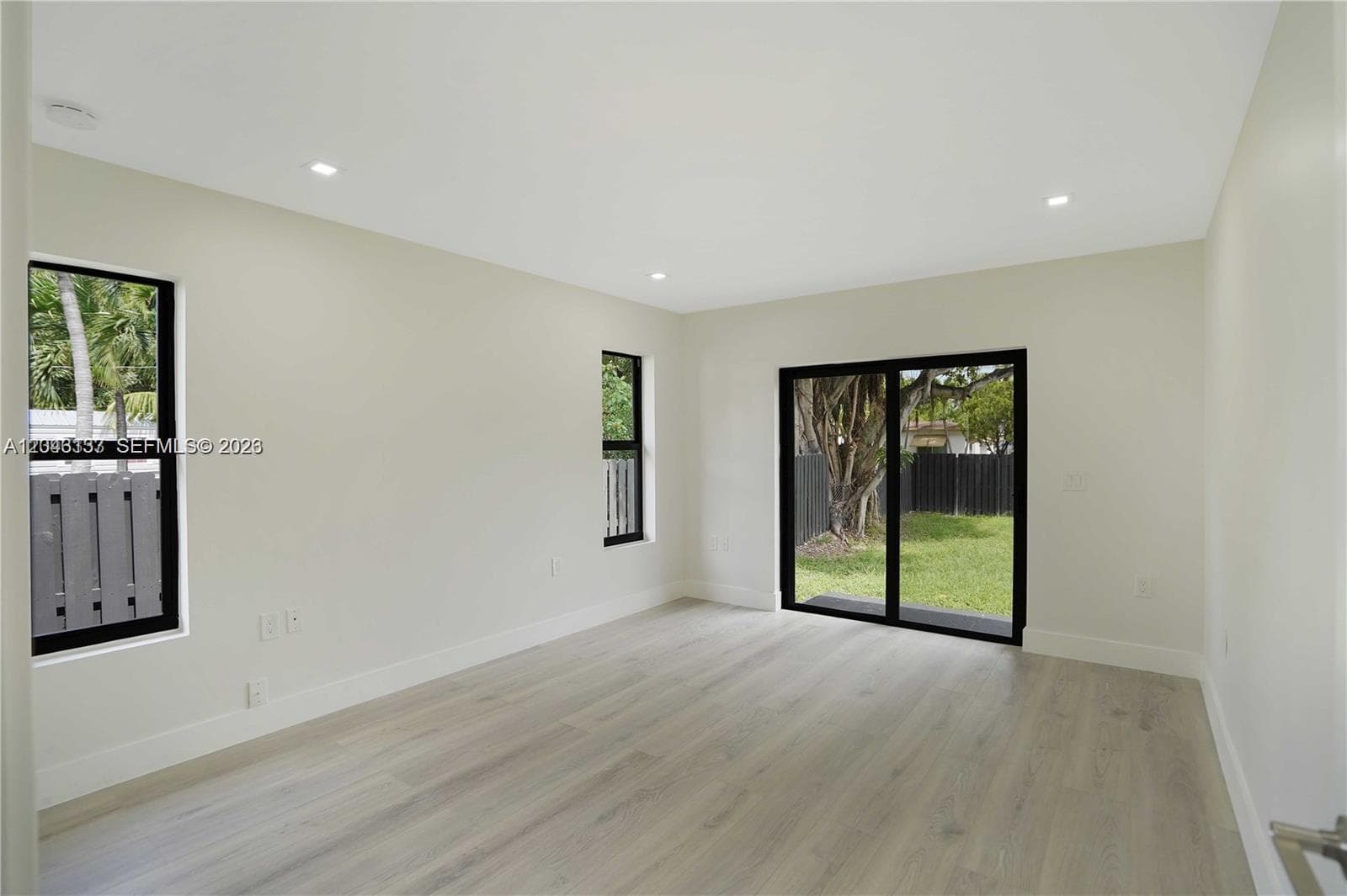 222 SW 3rd Ter photo 10
