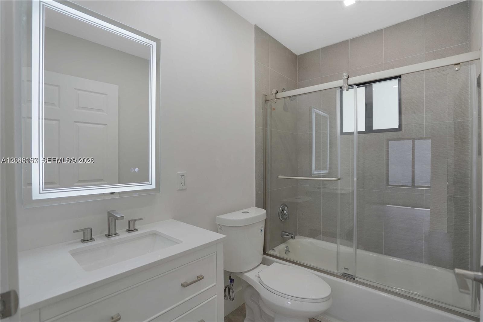 222 SW 3rd Ter photo 18
