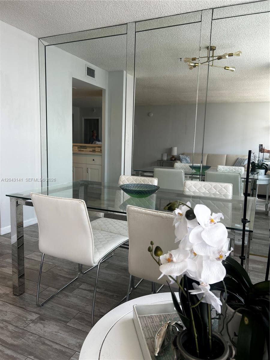 WINSTON TOWERS 200 · #1607 in Sunny Isles Beach - Photo 6