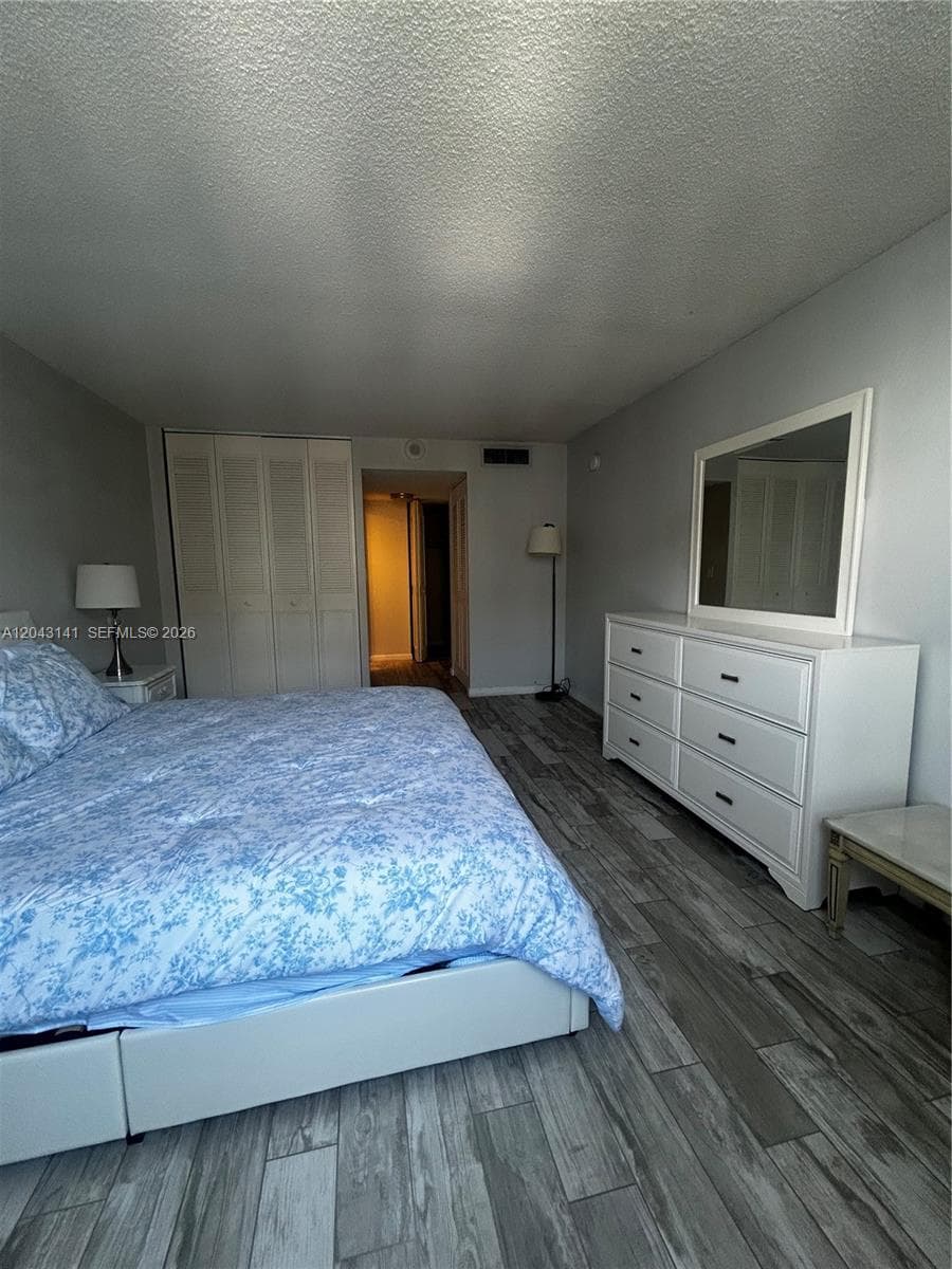WINSTON TOWERS 200 · #1607 in Sunny Isles Beach - Photo 15