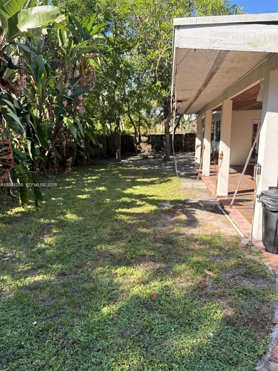 5600 SW 74th Ct photo 2