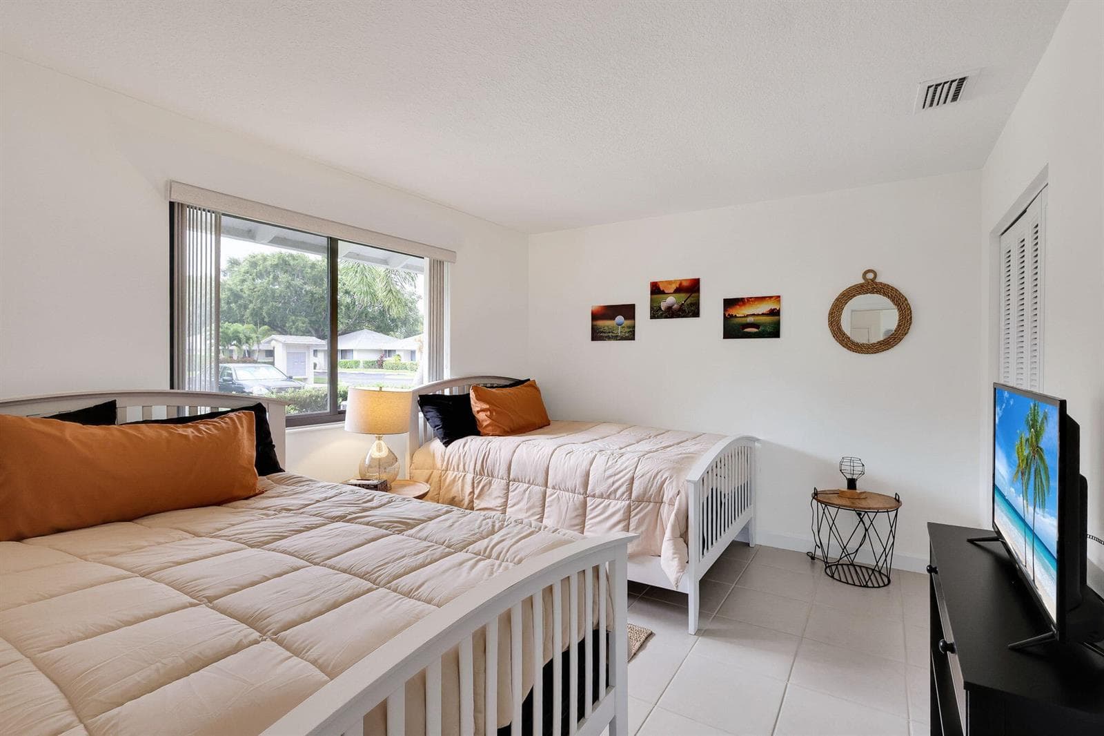 25-web-or-mls-5P1A2305