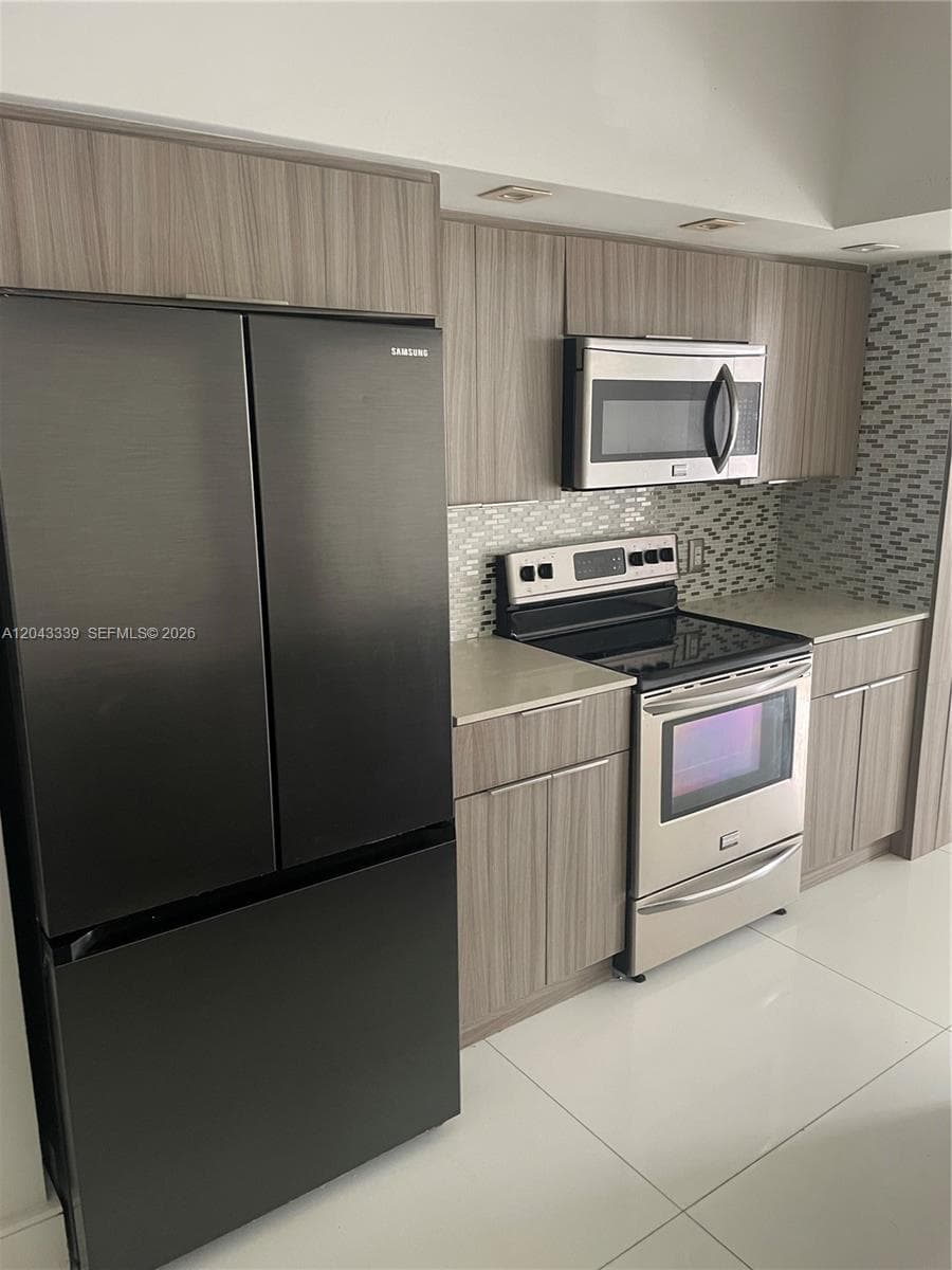 Village by the Bay · #8105 in Aventura - Photo 2
