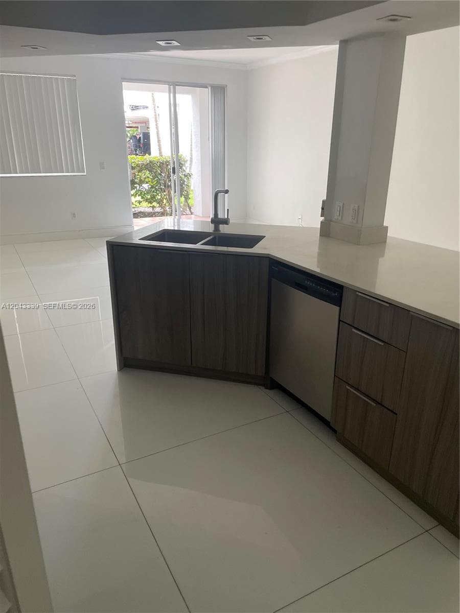 Village by the Bay · #8105 in Aventura - Photo 3