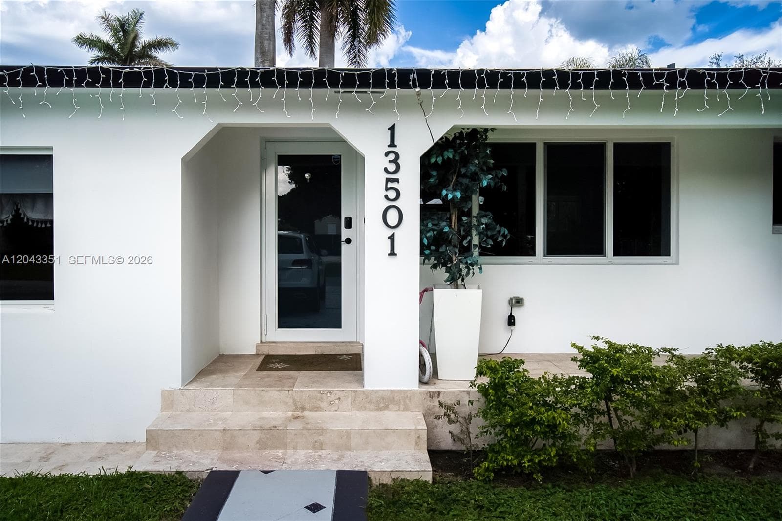 13501 NE Miami Ct photo 5