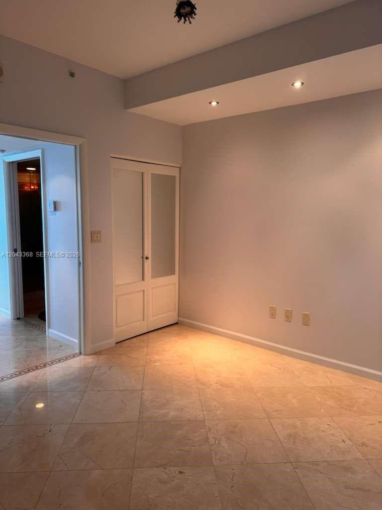CAPOBELLA CONDO · #1602 in Miami Beach - Photo 3