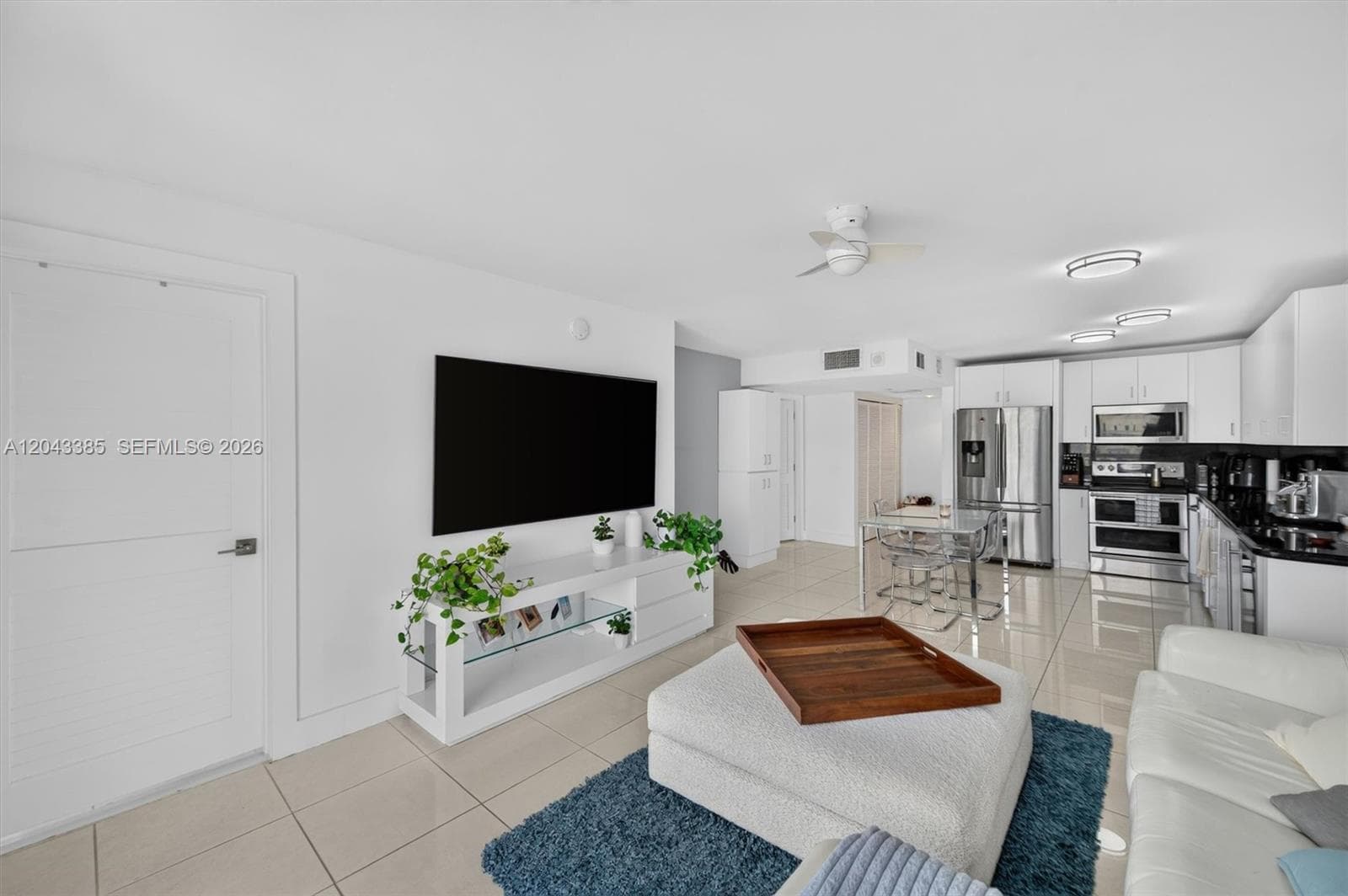 The Presidential Condo · #1001 in Miami Beach - Photo 8
