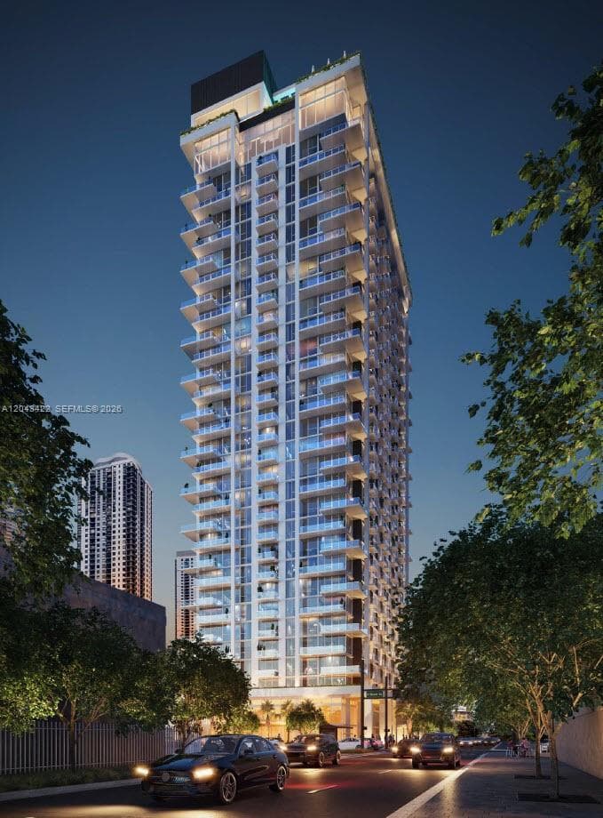 The Crosby Miami Worldcenter · #1606 in Miami - Photo 1
