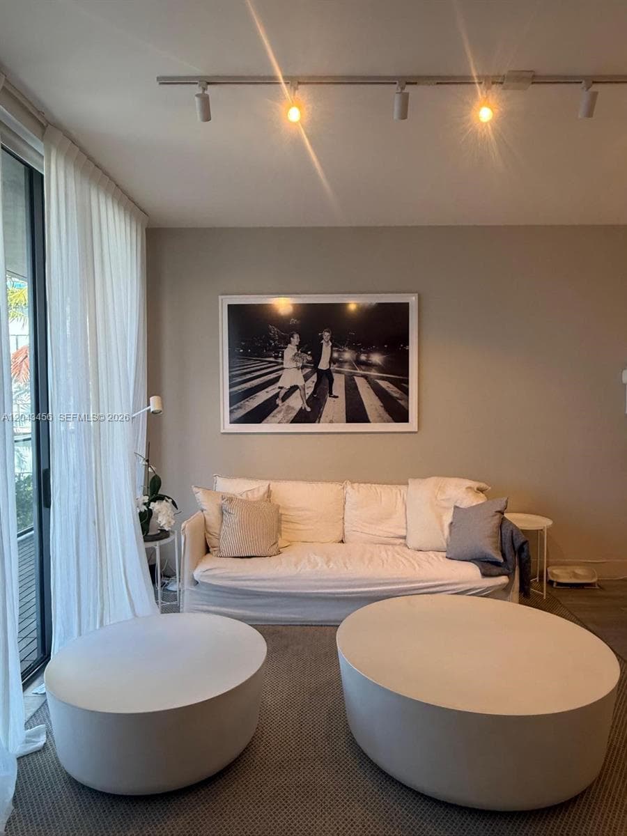 AVENTURA PARKSQUARE RESID · #712 in Aventura - Photo 2