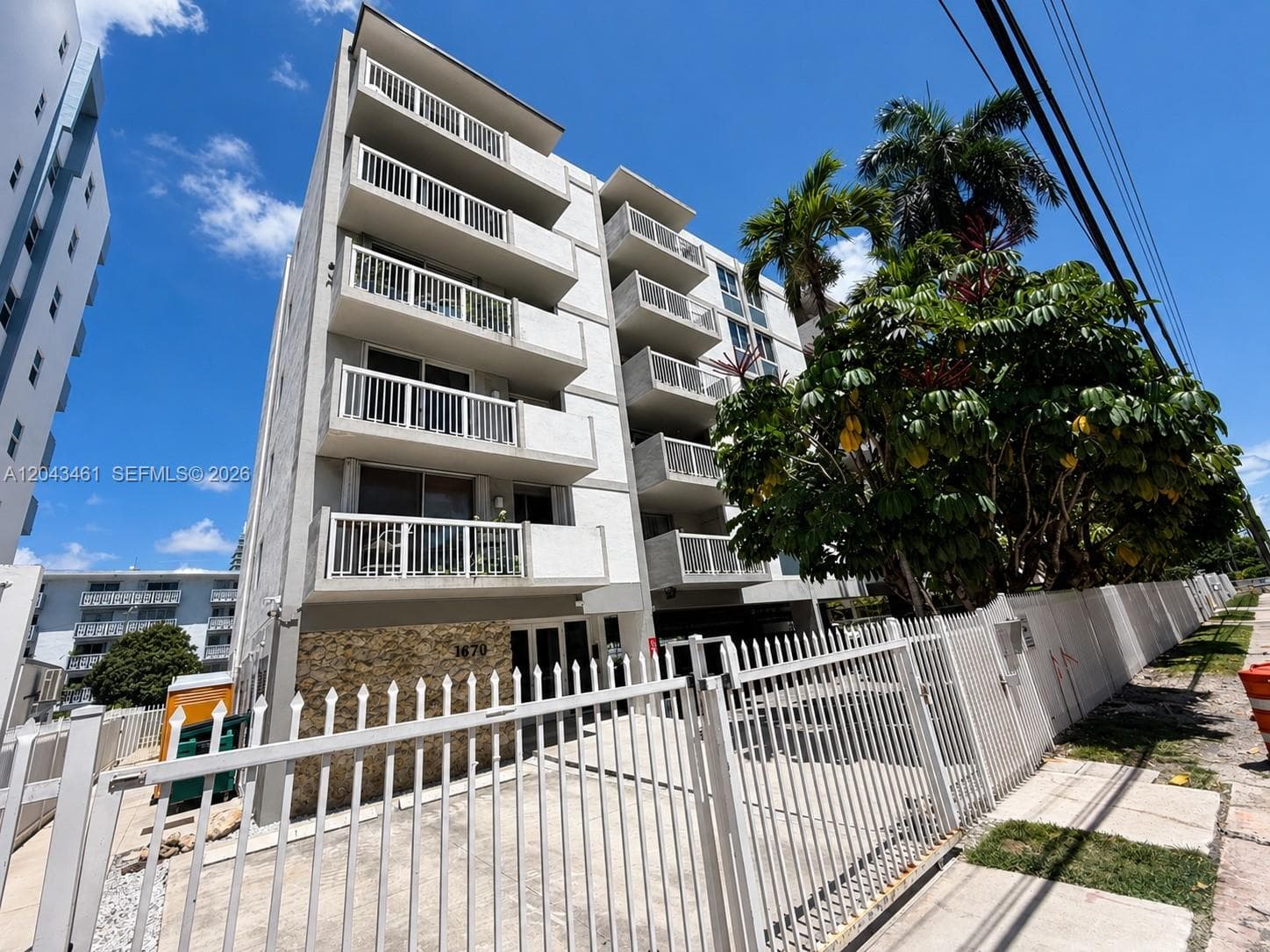 BAYSIDE TERRACE CONDO · #3D in Miami Beach - Photo 9