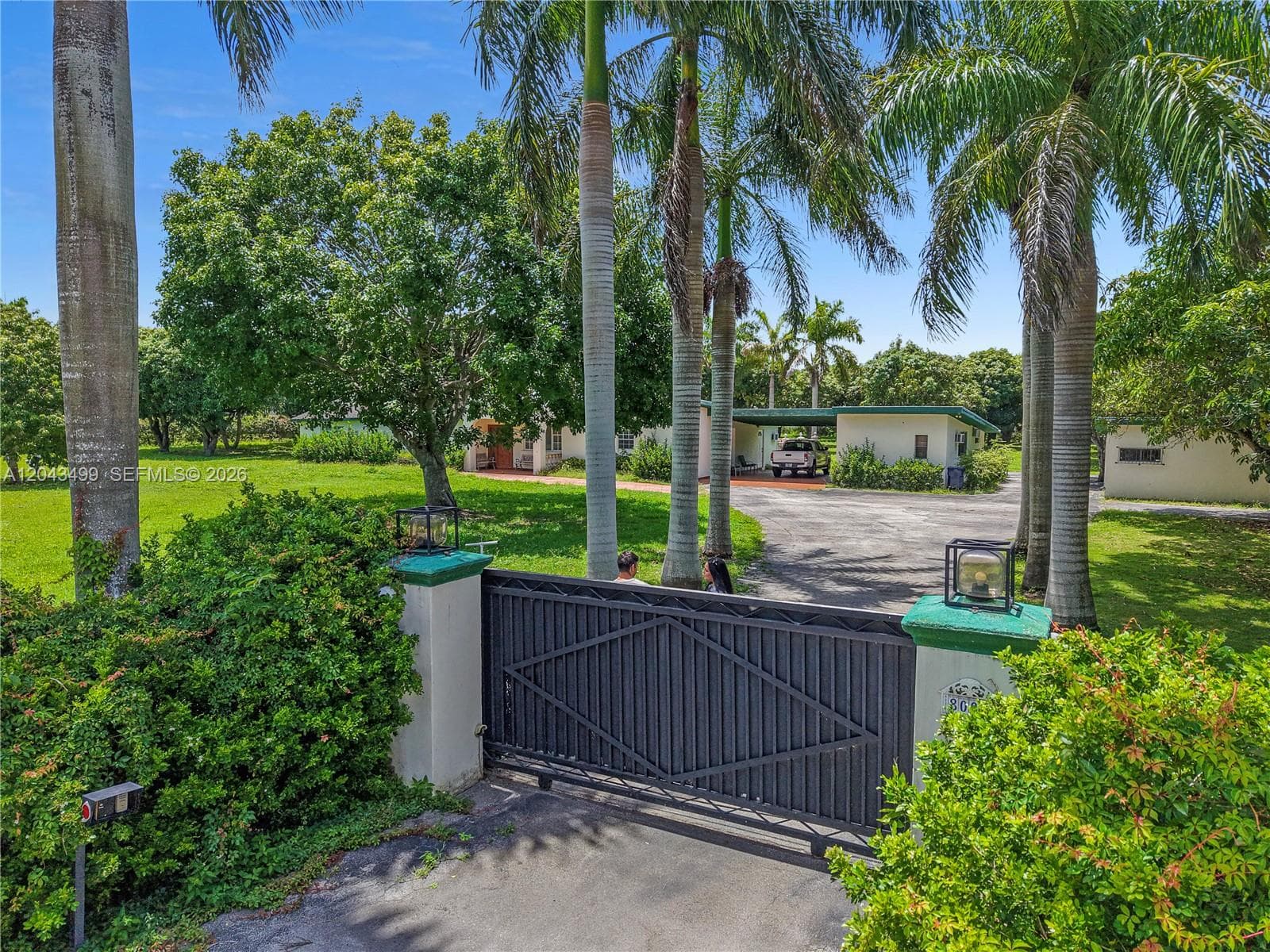 8000 SW 184th St photo 18