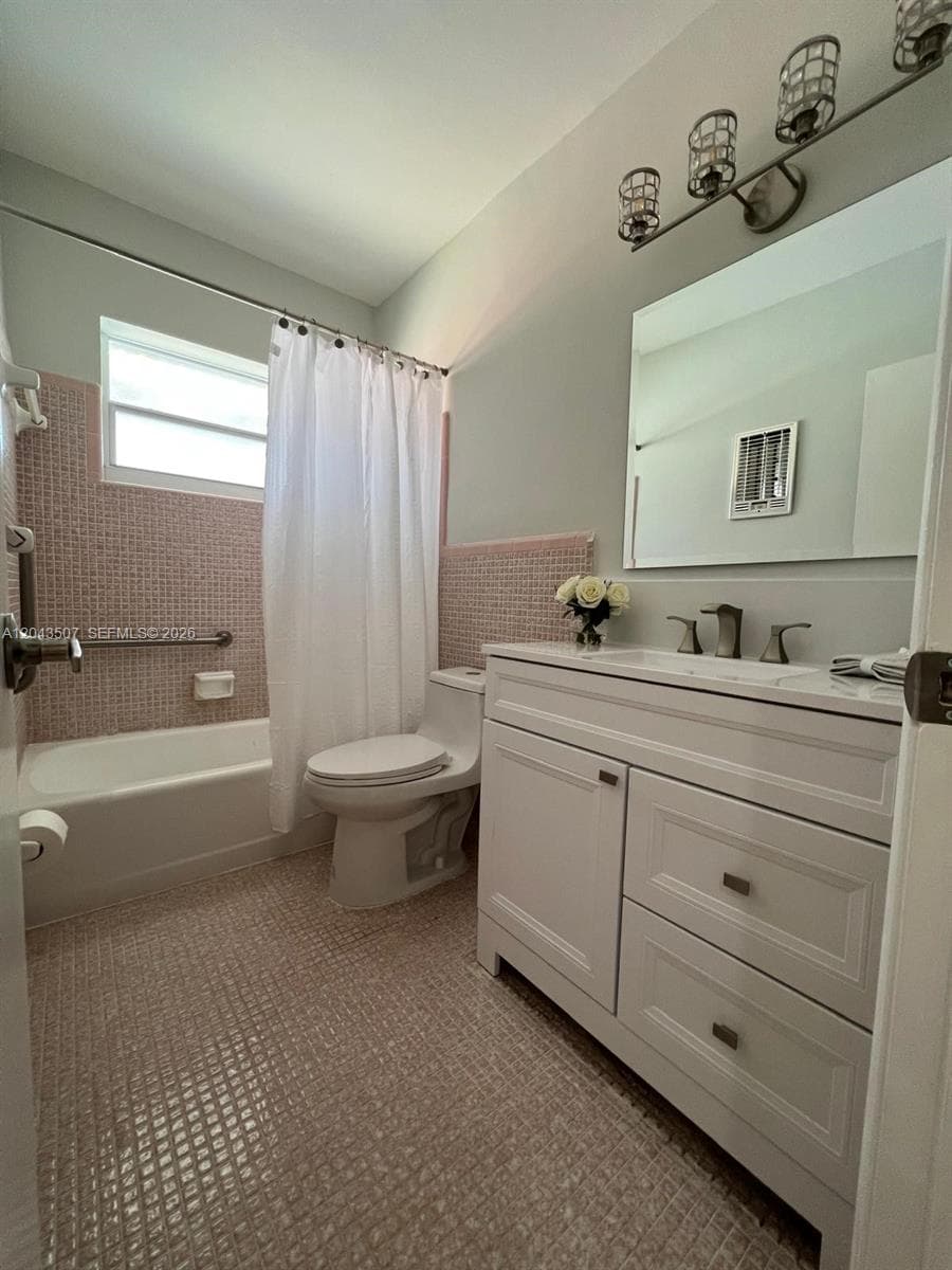 LEE CONDOMINIUM APTS · #205 in Hollywood - Photo 11