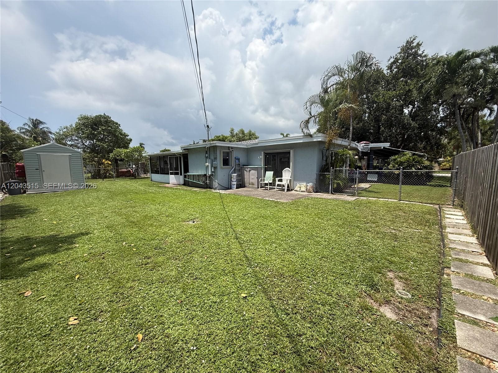 1232 SW 1st Ave photo 7