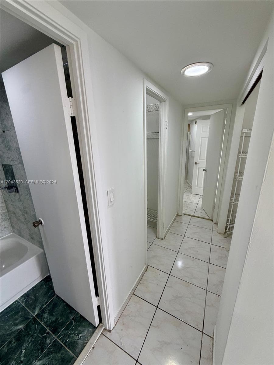 BUCKLEY TOWERS CONDO · #1215E in Miami - Photo 16