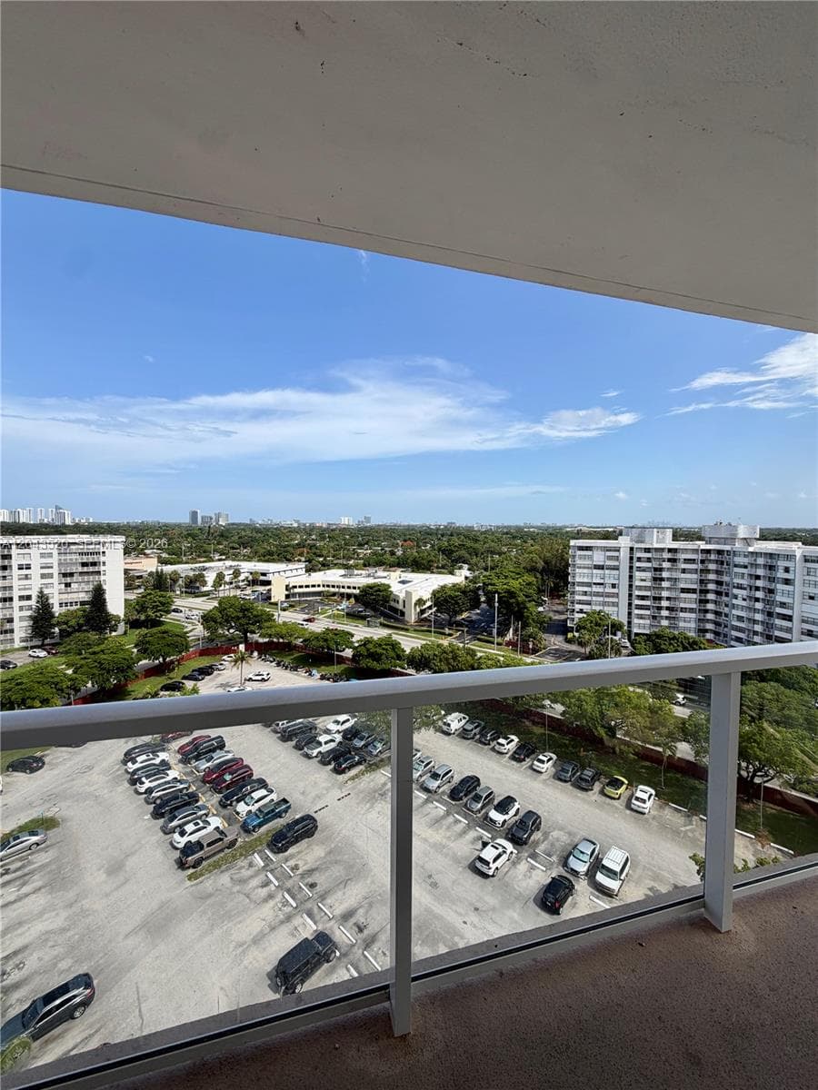 BUCKLEY TOWERS CONDO · #1215E in Miami - Photo 18