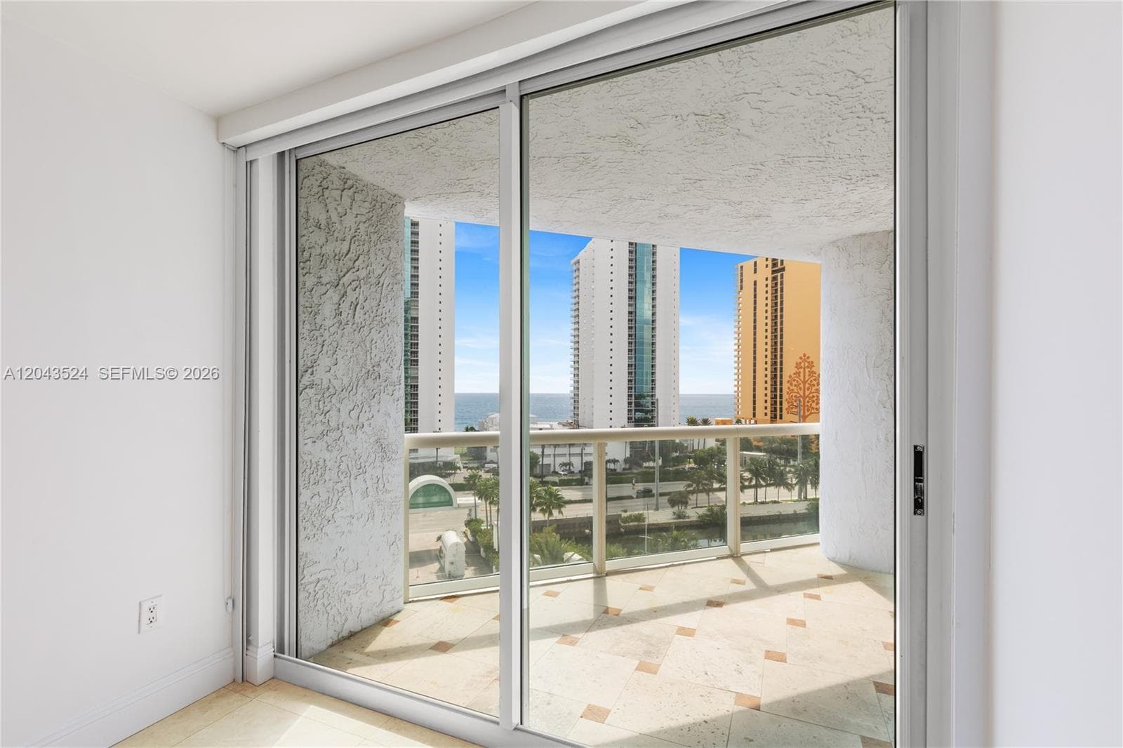 Oceania IV · #942 in Sunny Isles Beach - Photo 43
